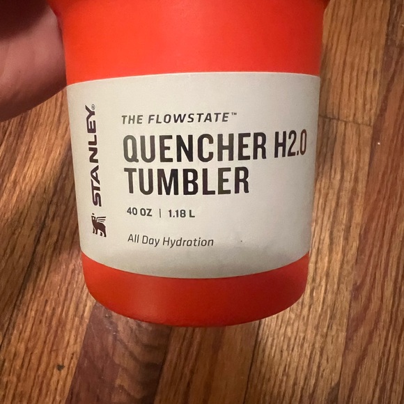 Stanley Vibrant Orange Quencher Tumbler - Picture 3 of 4